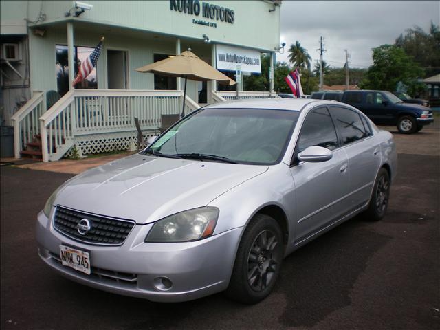 Nissan Altima 2005 photo 2