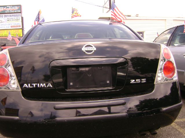 Nissan Altima 2005 photo 1