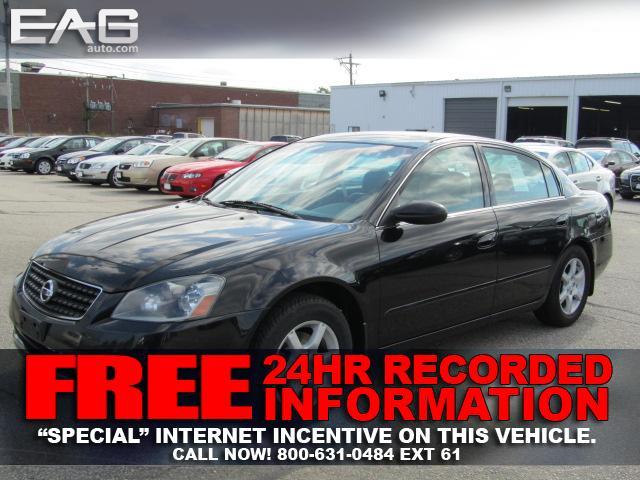 Nissan Altima 2WD Crew Cab 140.5 Laramie Sedan