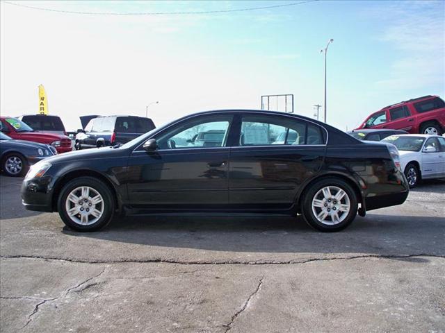 Nissan Altima 2005 photo 1