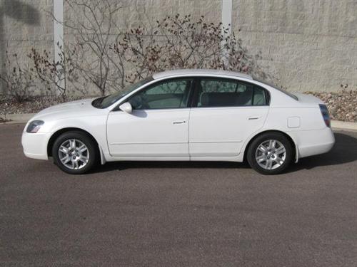Nissan Altima 2005 photo 1