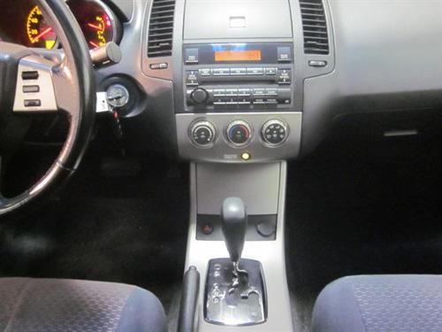 Nissan Altima 2005 photo 4