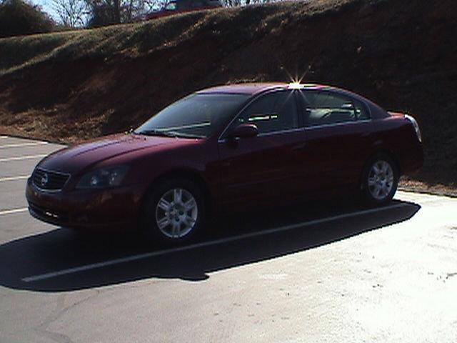 Nissan Altima 2005 photo 1