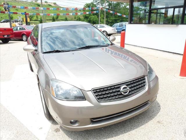 Nissan Altima 2005 photo 2