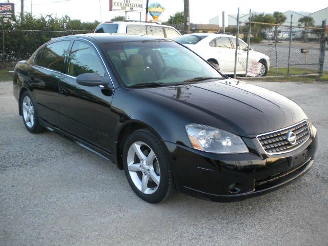 Nissan Altima 2005 photo 3