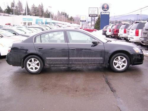 Nissan Altima 2005 photo 1
