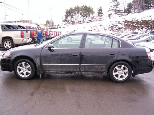 Nissan Altima 2005 photo 4
