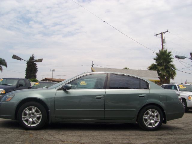 Nissan Altima 2005 photo 3