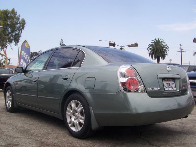 Nissan Altima 2005 photo 4