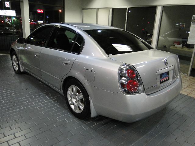 Nissan Altima 2005 photo 1