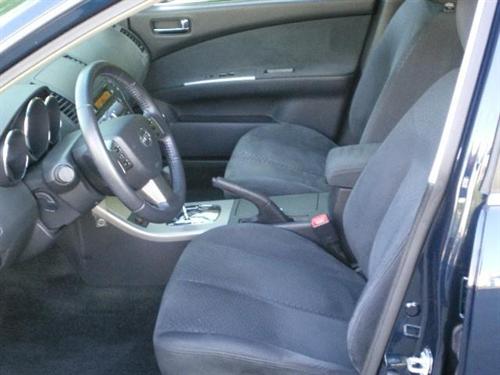 Nissan Altima 2005 photo 5