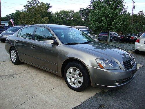 Nissan Altima 2005 photo 1