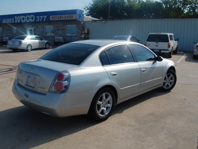 Nissan Altima 2005 photo 1