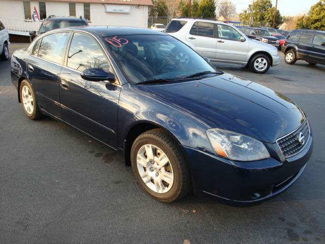 Nissan Altima 2005 photo 1
