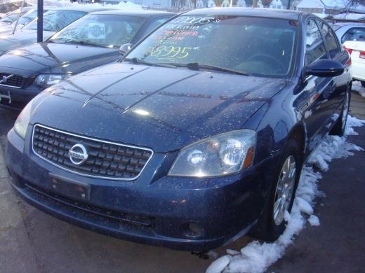 Nissan Altima 2500 HD LS Unspecified