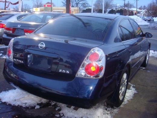 Nissan Altima 2005 photo 2
