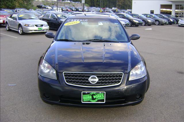 Nissan Altima 2005 photo 1