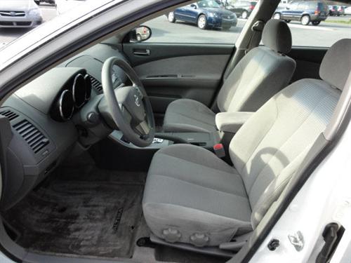 Nissan Altima 2005 photo 4