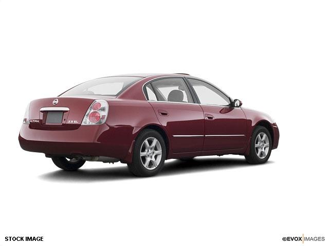 Nissan Altima 2005 photo 4