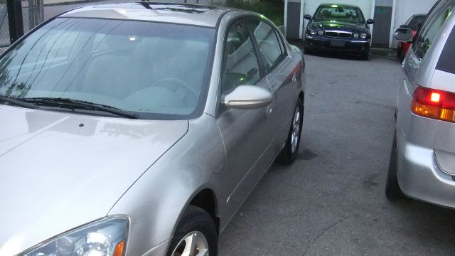 Nissan Altima 2005 photo 1