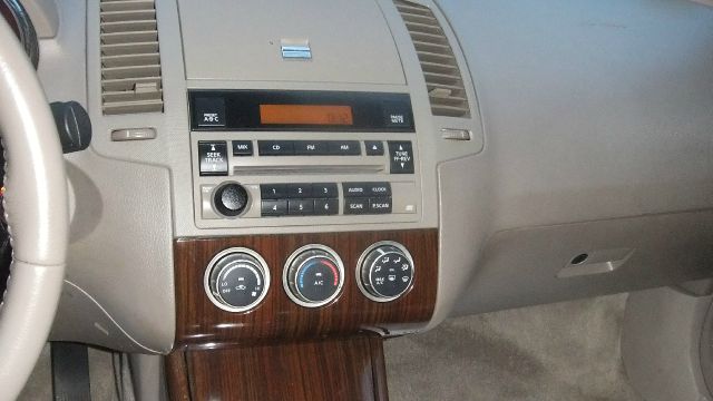 Nissan Altima 2005 photo 10