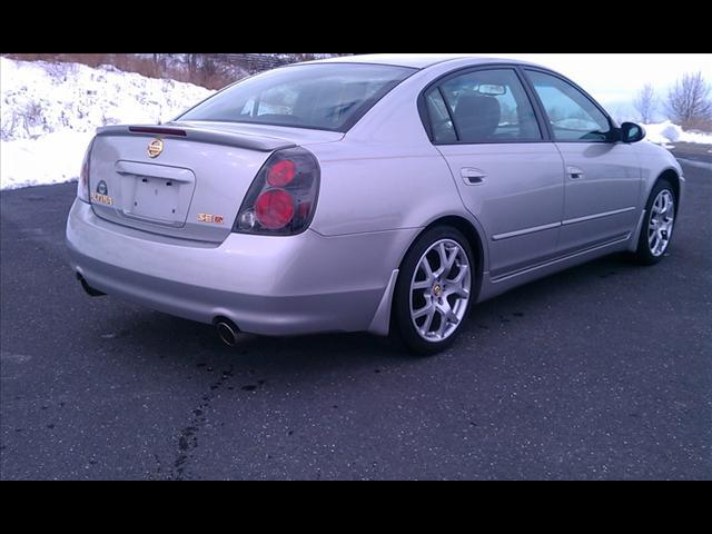 Nissan Altima 2005 photo 1