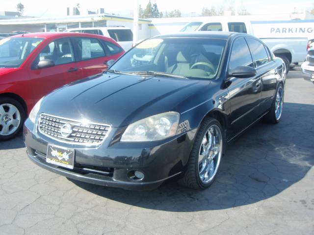 Nissan Altima Unknown Sedan