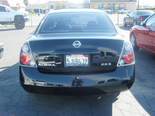 Nissan Altima 2005 photo 4