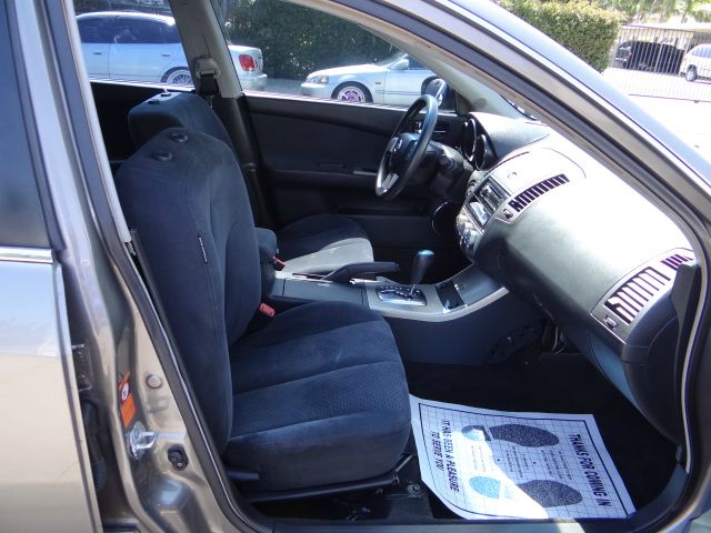Nissan Altima 2005 photo 12
