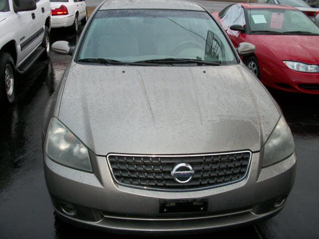 Nissan Altima 2005 photo 1