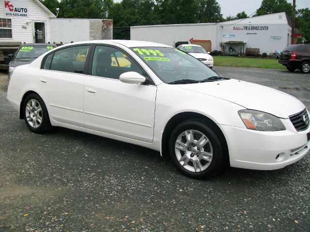 Nissan Altima 2005 photo 1
