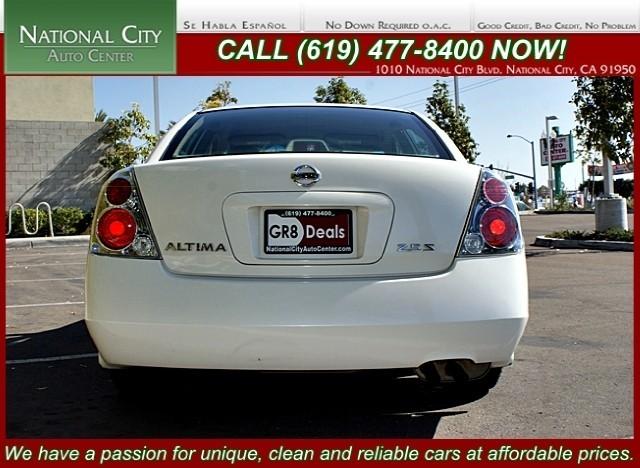 Nissan Altima 2005 photo 4