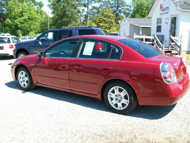 Nissan Altima 2005 photo 1