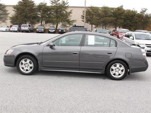 Nissan Altima 2005 photo 1