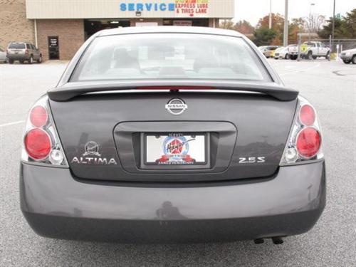Nissan Altima 2005 photo 3