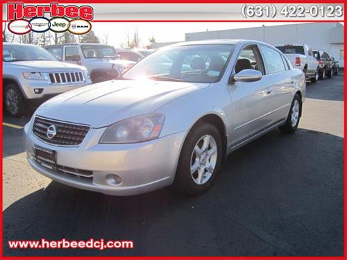 Nissan Altima 2005 photo 1