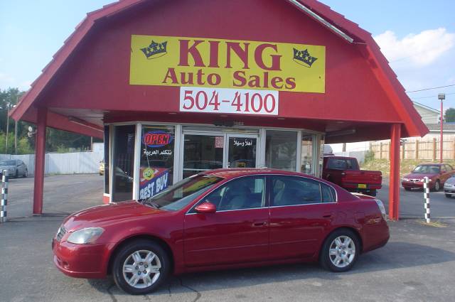 Nissan Altima XR Sedan