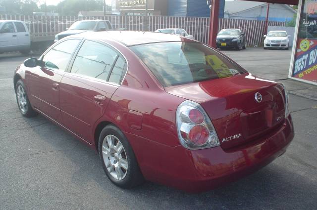 Nissan Altima 2005 photo 3