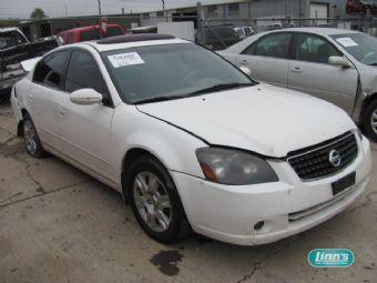 Nissan Altima 2005 photo 2