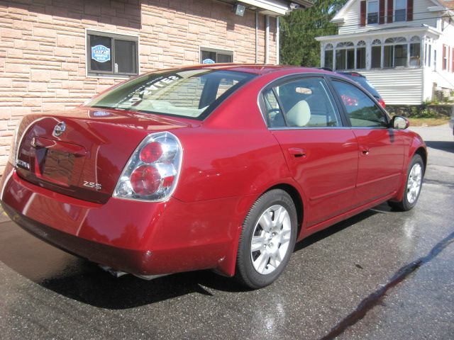 Nissan Altima 2005 photo 2