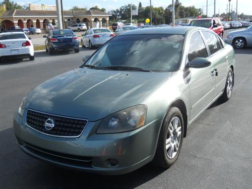 Nissan Altima 2005 photo 1