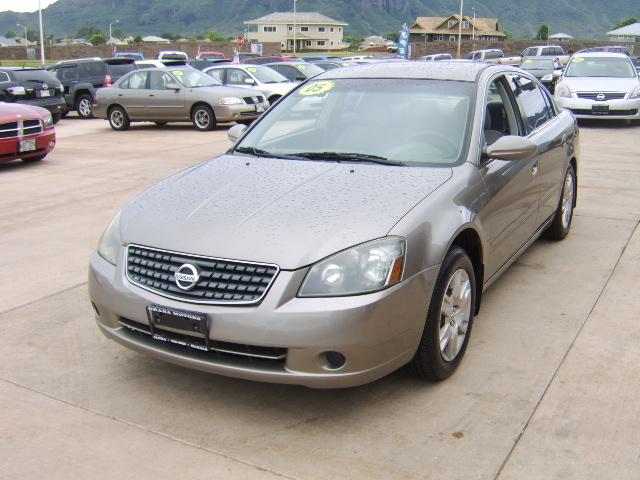 Nissan Altima 2005 photo 2