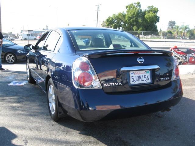 Nissan Altima Unknown Sedan