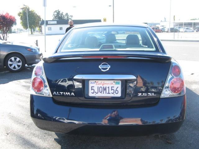 Nissan Altima 2005 photo 1
