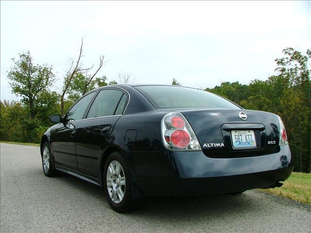 Nissan Altima 2005 photo 3