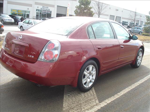 Nissan Altima 2005 photo 4
