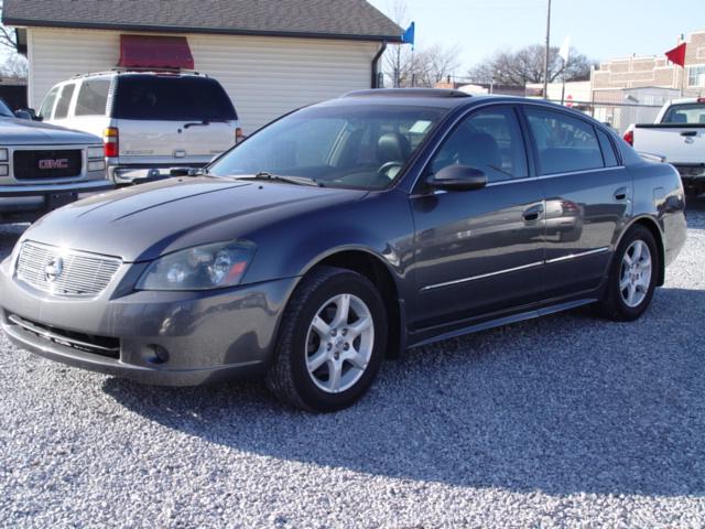 Nissan Altima 2005 photo 2