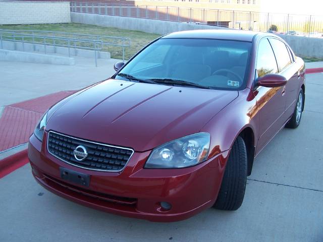 Nissan Altima XR Sedan