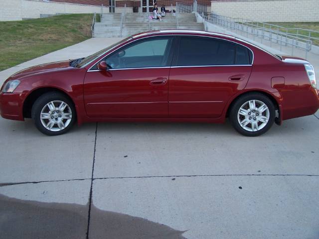 Nissan Altima 2005 photo 1
