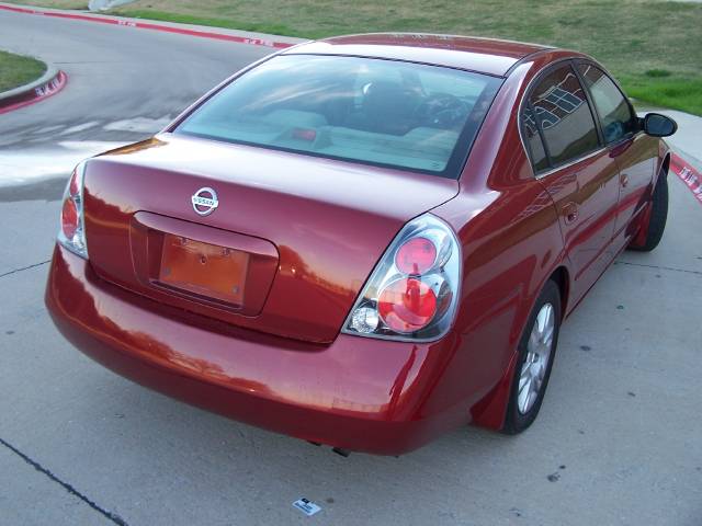 Nissan Altima 2005 photo 4